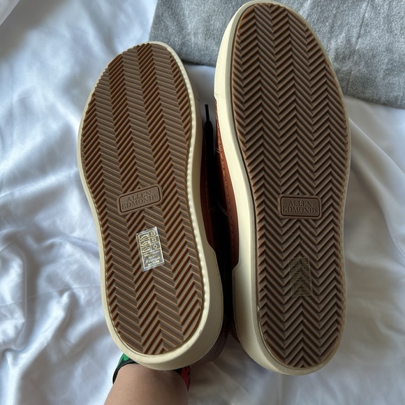 Allen Edmonds Brown Porter City Derby Lace-up Sneaker Size 8.5 Genuine Leather - Picture 12 of 17